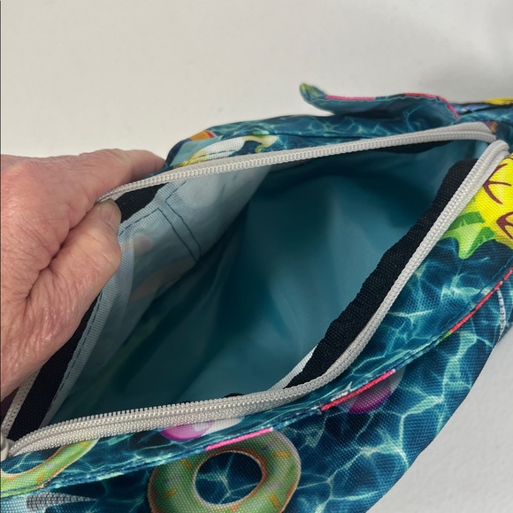 KAVU  Float Riot Rope Sling Small Lightweight Crossbody Summer Pool - Picture 8 of 10